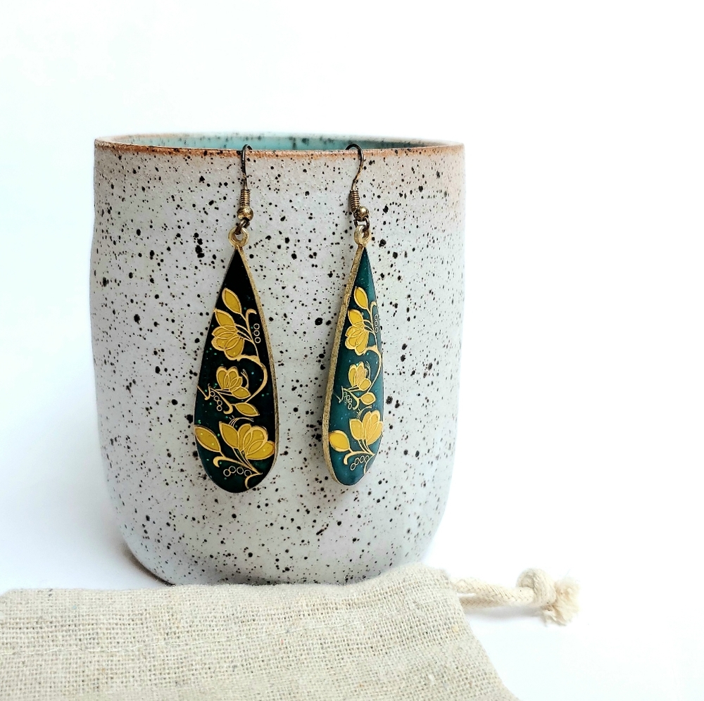 Vintage Teardrop Floral Earrings